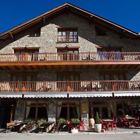 Hostal La Font Os de Civis Luaran gambar