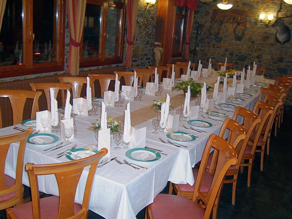 Hostal La Font Os de Civis Luaran gambar